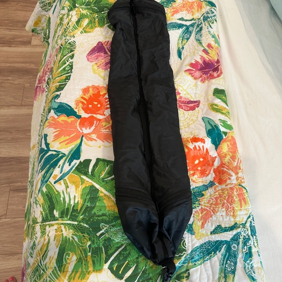 Tube Travel Pillow Stuff with Clothes - Picture 5 of 6